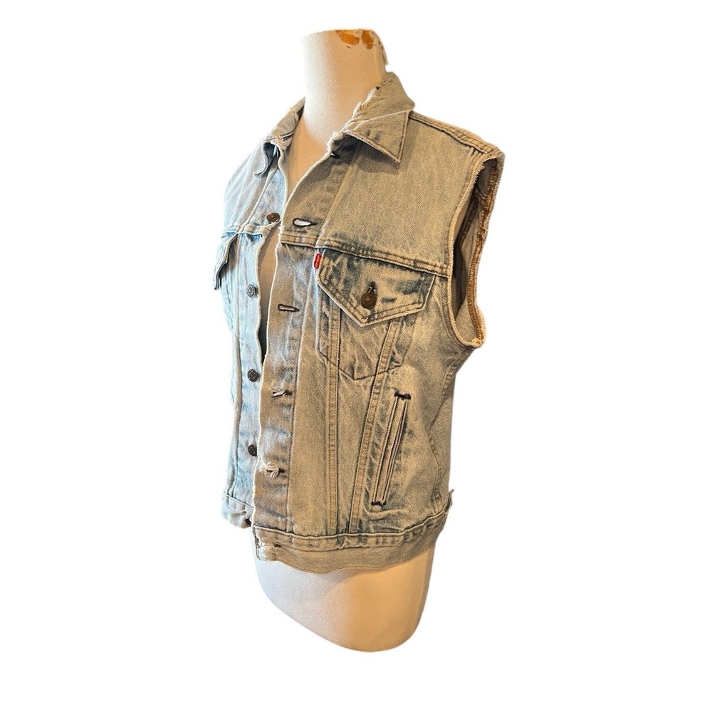 Vtg 80s Levi's Denim Vest Skull Patch USA Made Trucker Biker Grunge Small‎